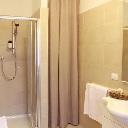 Residenza Giacomuzzi 3*